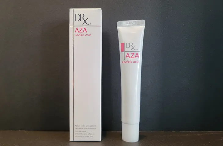 医療機関専売品のAZAクリア（製品写真）